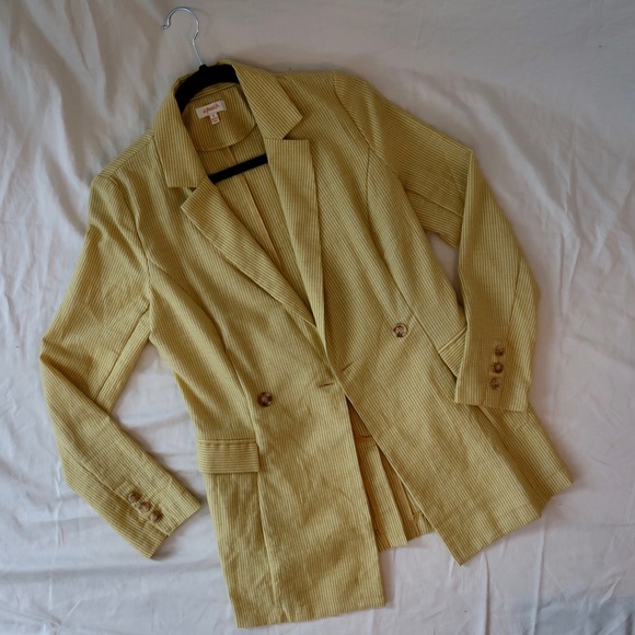 Striped Double Breasted Blazer - Picture 6 of 7